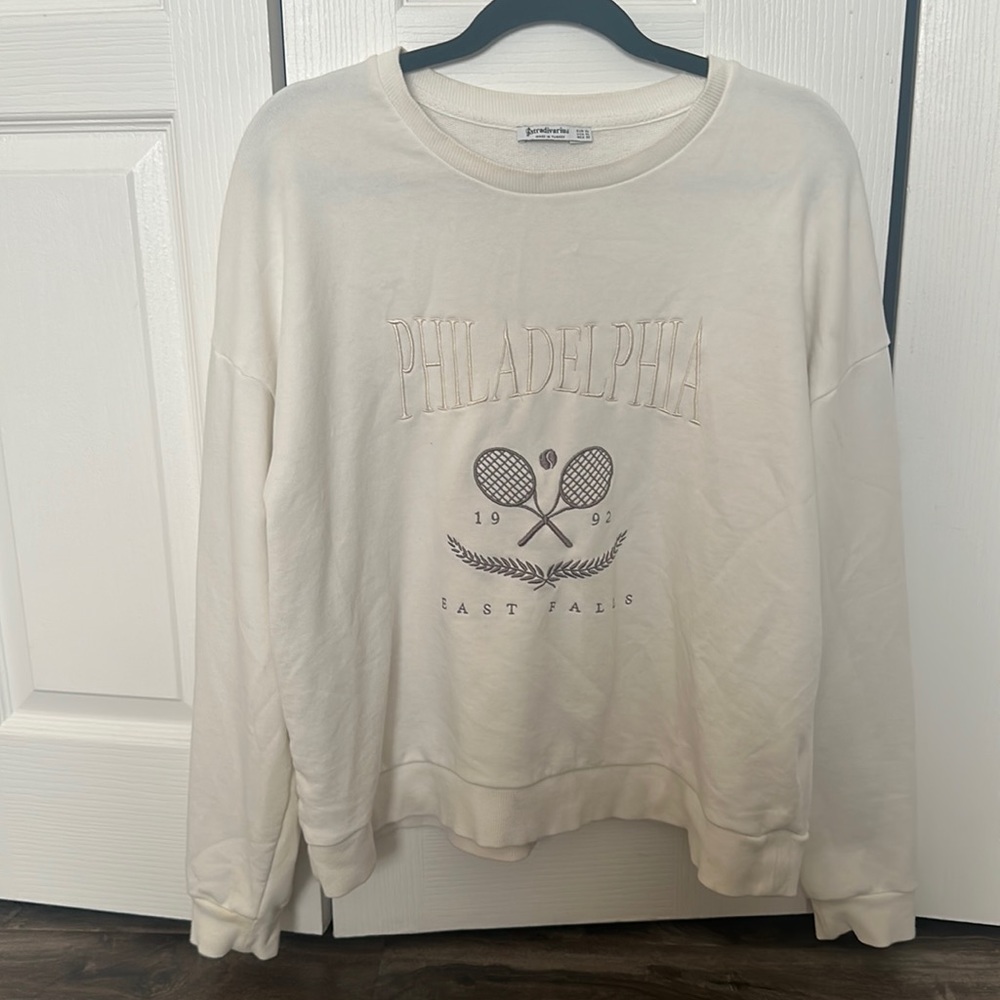 Oversized pullover sweatshirt from pacsun!